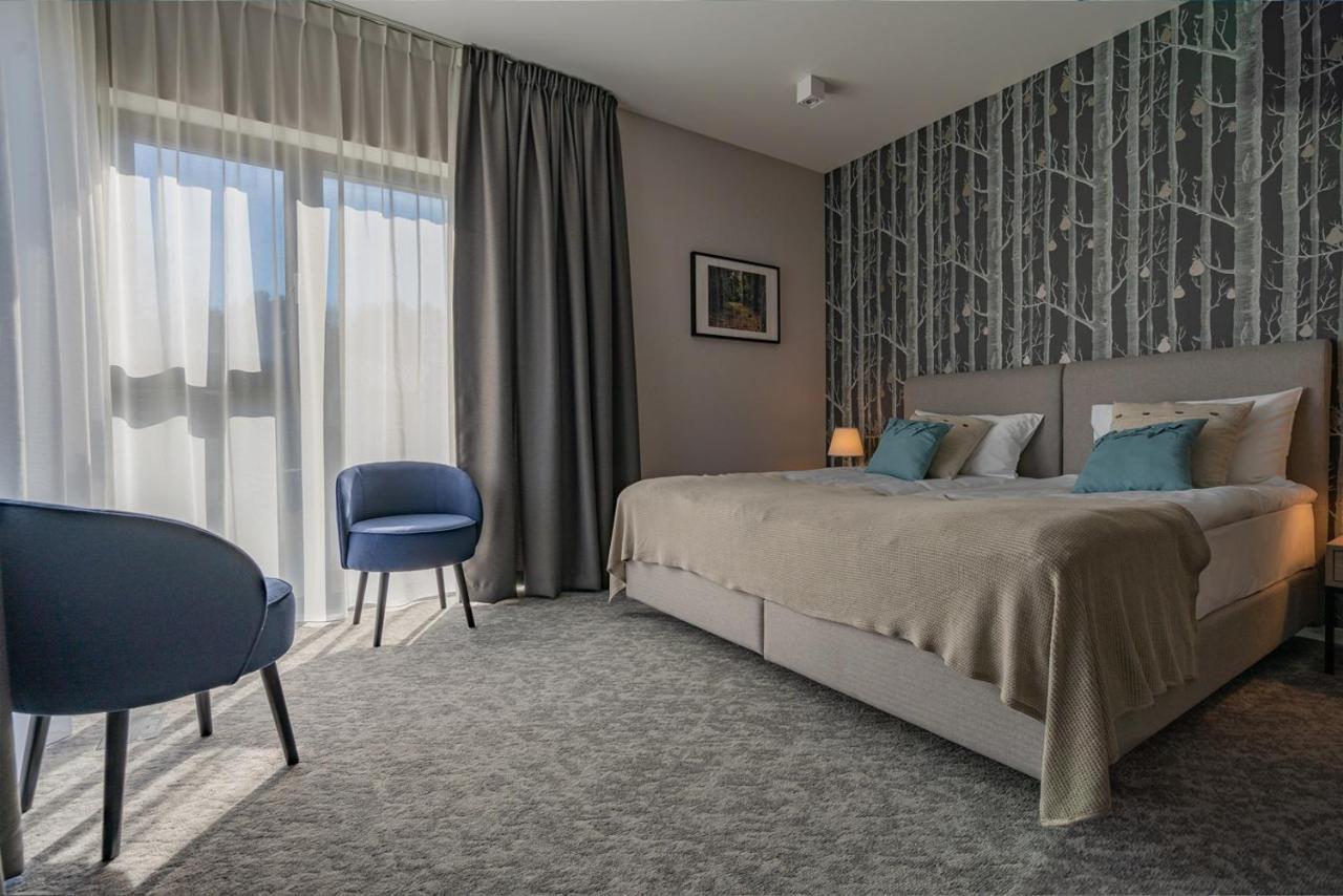Hotel Odpocznia Resort i Las Jaracz Zewnętrze zdjęcie
