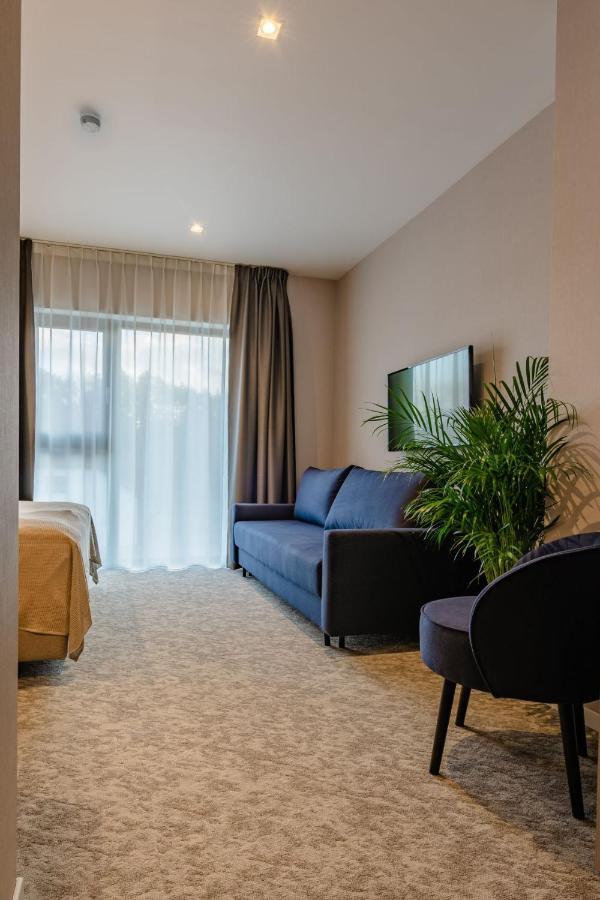 Hotel Odpocznia Resort i Las Jaracz Zewnętrze zdjęcie